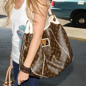 Authentic Louis Vuitton Galliera GM Large Hobo Handbag